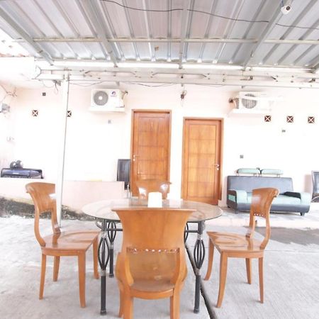 Oyo 91490 Hotel Rumah Kita Чиребон Экстерьер фото