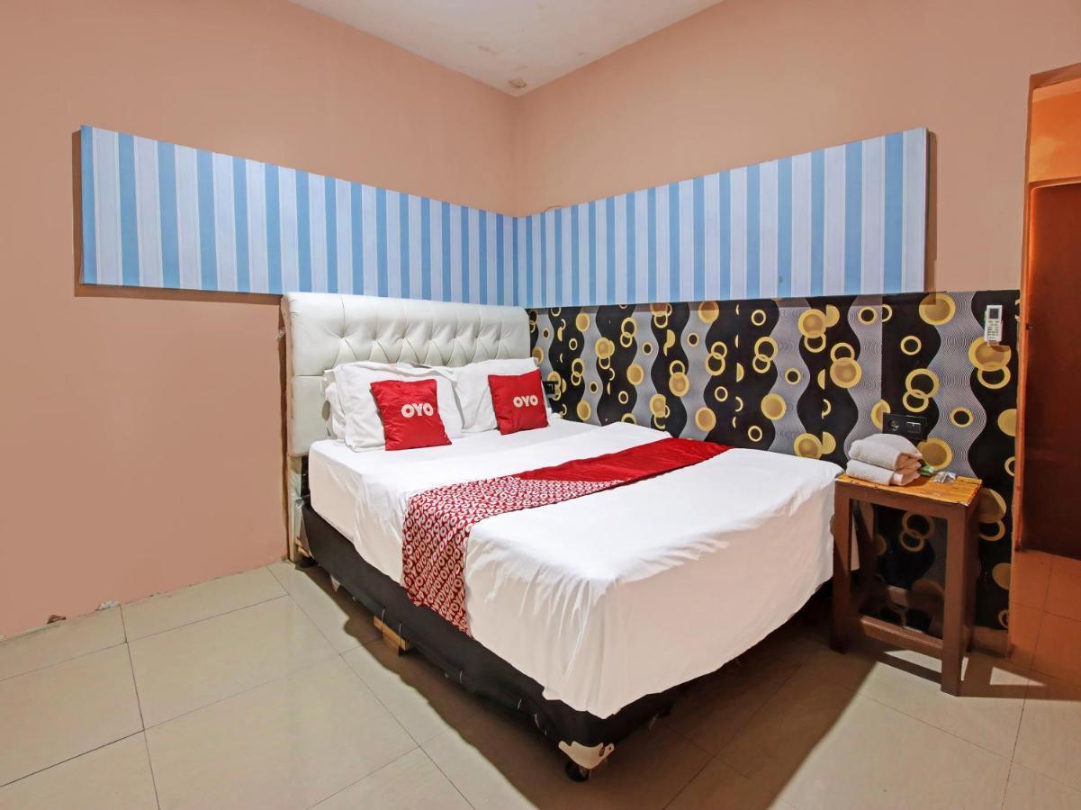 Oyo 91490 Hotel Rumah Kita Чиребон Экстерьер фото